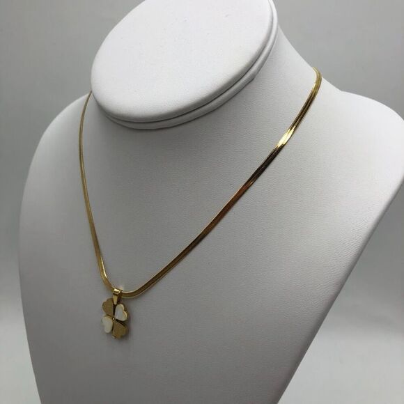 18K Gold Plated Women's Two Tone Clover Pendant Necklace Waterproof Jewelry - Picture 7 of 13